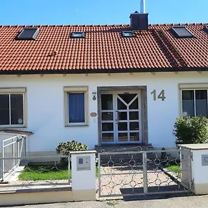  Apartment Helle Souterrainwohnung Nähe Flughafen, Landshut Und München 1 Bis 5 Personen